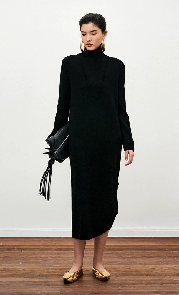 ZHUCHONGYUN black high-neck slim wool knit--AIZAKA.