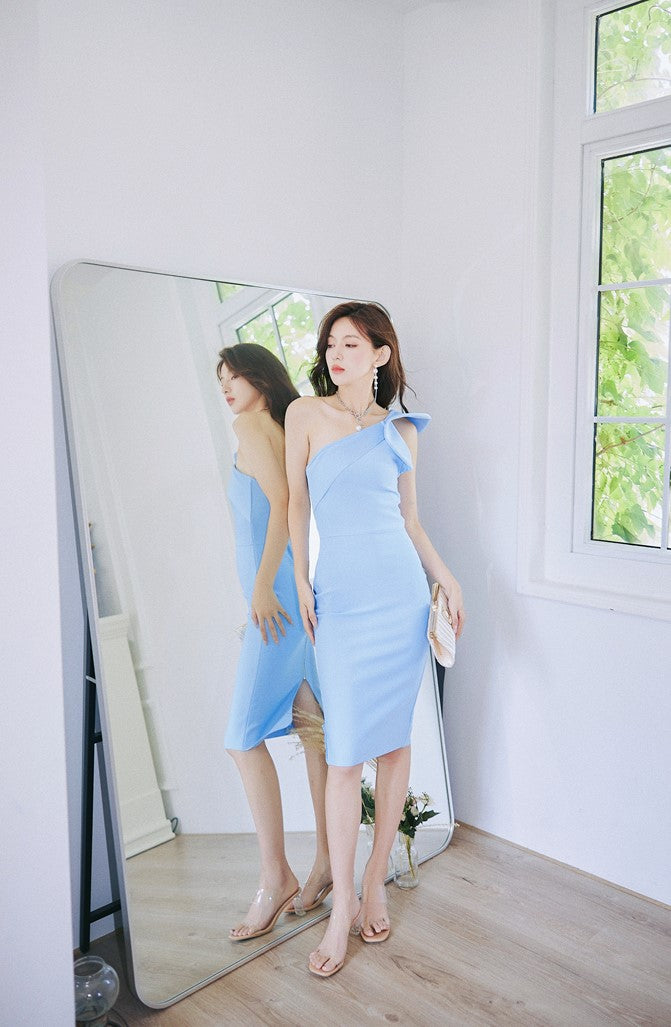 DOLLY Elegant Light Blue Slant Collar Sleeveless Body Hug Midi Formal Dinner Dress-TABITHA