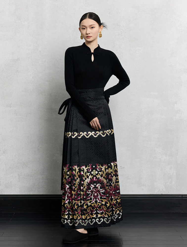 HECO Plain Worsted Wool Cheongsam Collar Buckle Knitwear - close.