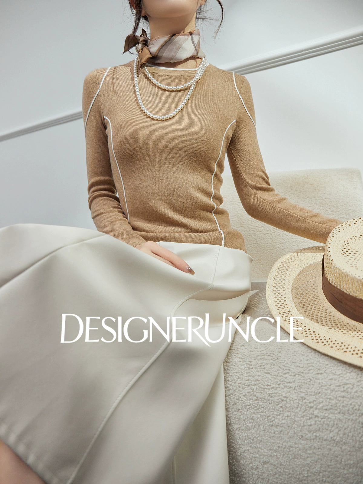 DGU| Camel sweater contrasting design light luxury niche inner with a slim knitted top - Stephanie.