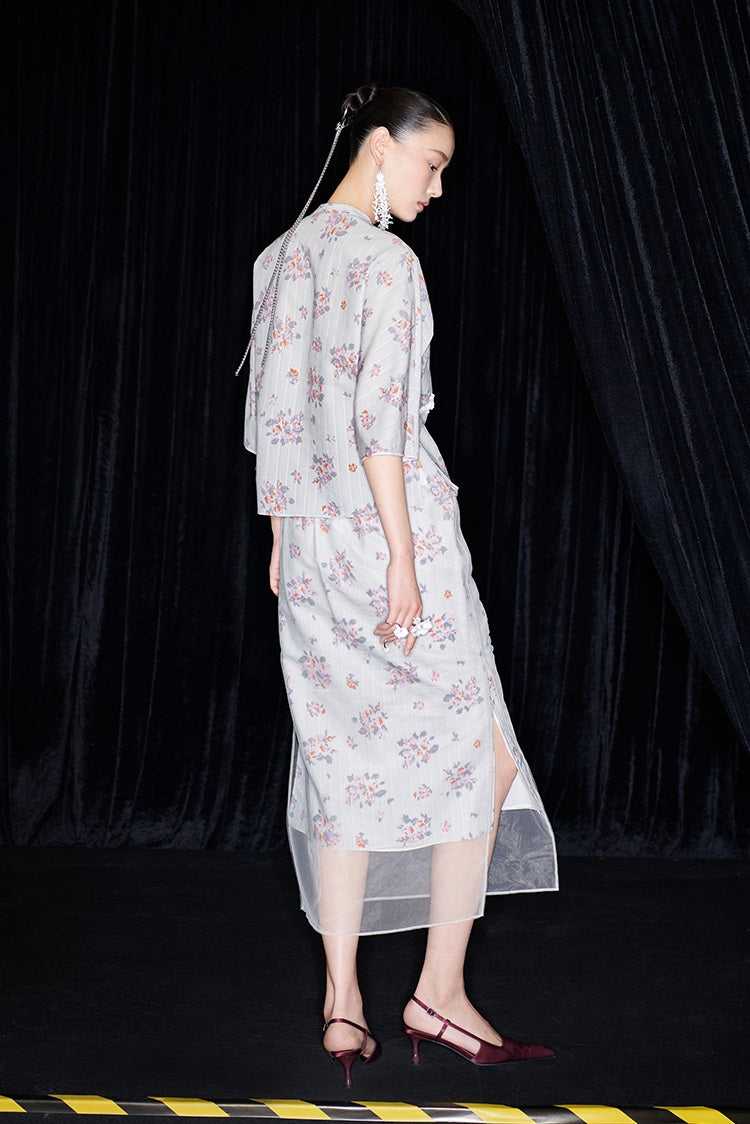 M essential Ma Kay designer Jinghe printed fabric floral nail beads top - JULY.