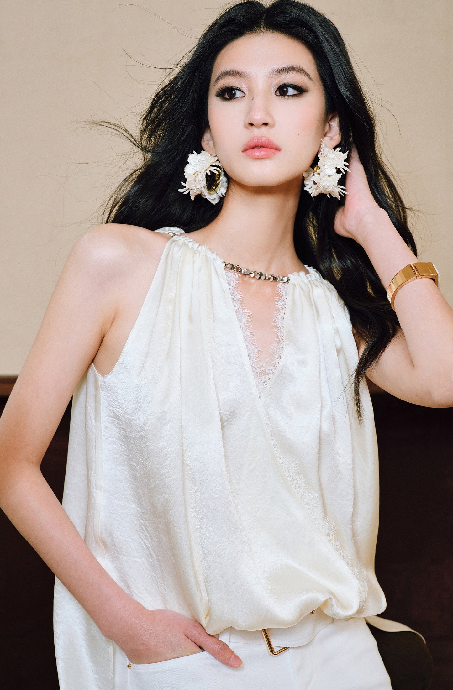 WANGXO| Acetate  Lace-Trimmed Metal Chain Halterneck V-Neck Pleated Top -AYRA.