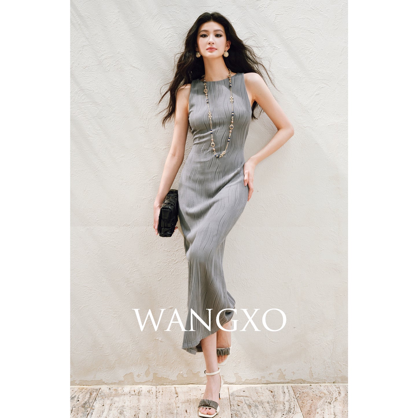 WANGXO | Textured 4D Stretch Knit Water Wave Weave Boat Neck Slim Fit Sleeveless Dress with Sculpted Flow -RÉMI
