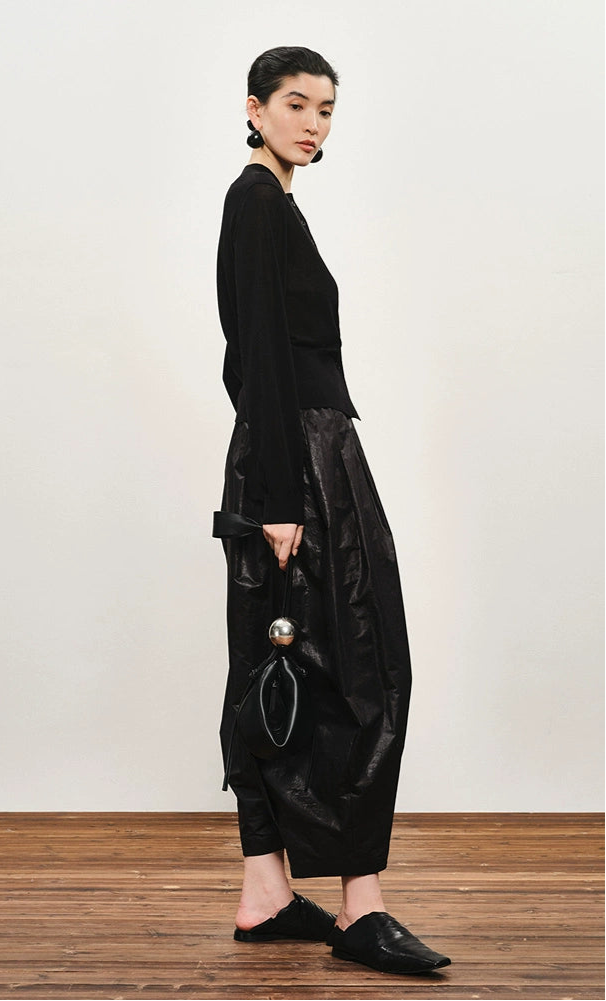 ZHUCHONGYUN black crew neck long sleeve thin knit top-RYOUKO.