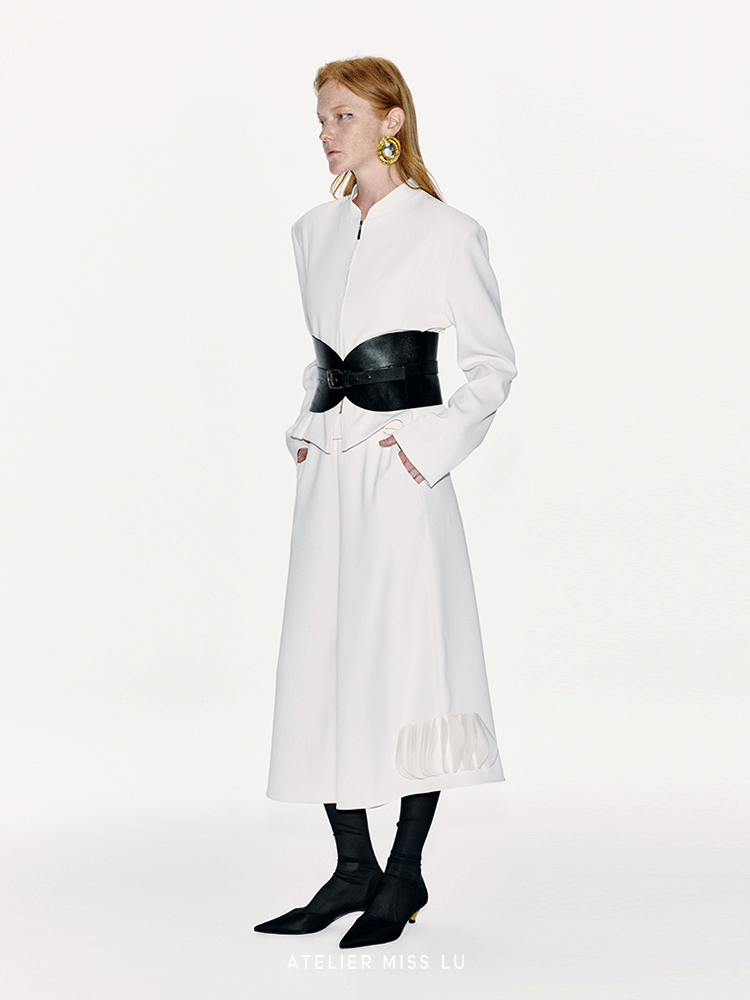 ATELIER MISS LU Authentic Silhouette Casual Waist Zip-Up Jacket - FRAME.
