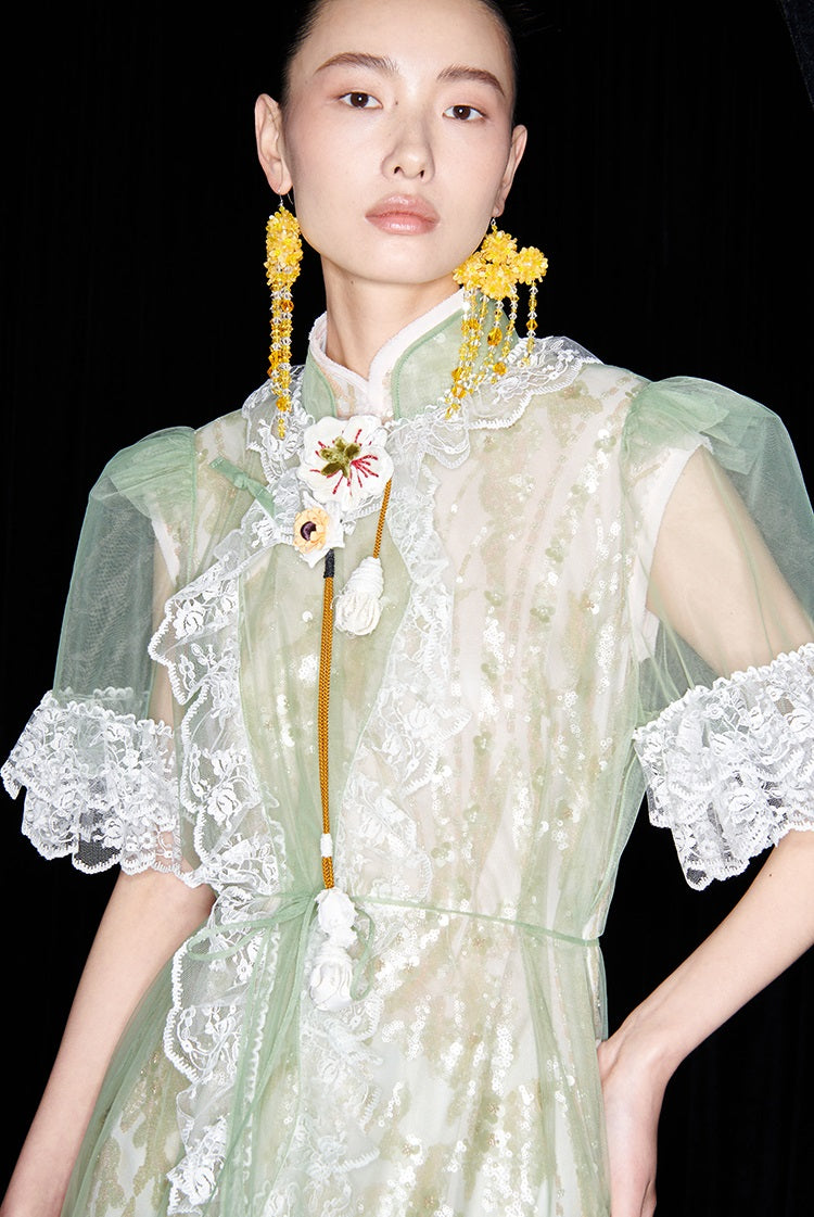 M essential Mackay designer Ear Mesh lace welt stand-up collar dress - DOUNT.