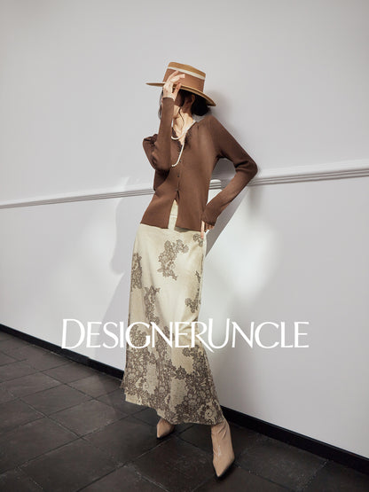 DGU "Mo Man" khaki green autumn new retro print high-waisted design skirt - MANE.