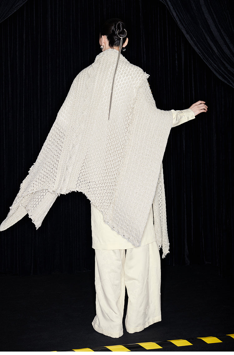 M essential Mackay designer Jin Rao knitted twisted beaded style cape - stat.
