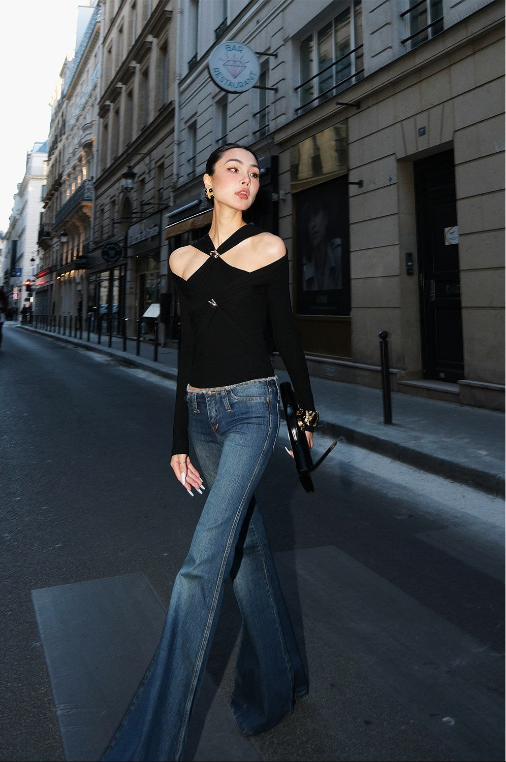 MEI SANGUAN Denim blue low-rise jeans  - CHARITY