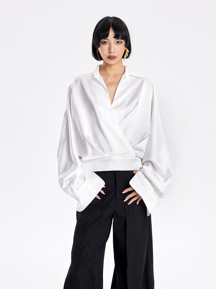TINY IN v-neck dolman sleeve satin casual top -GAG
