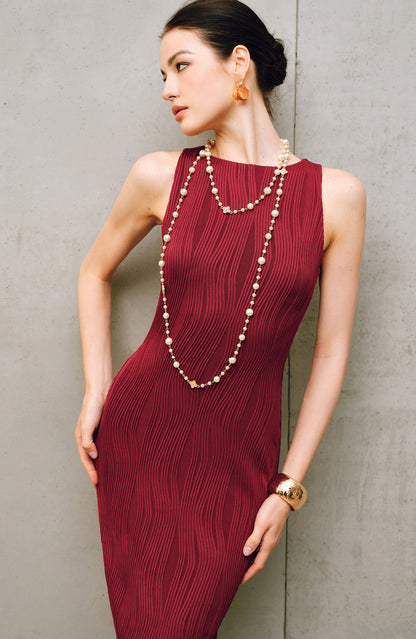 WANGXO | Textured 4D Stretch Knit Water Wave Weave Boat Neck Slim Fit Sleeveless Dress with Sculpted Flow -RÉMI