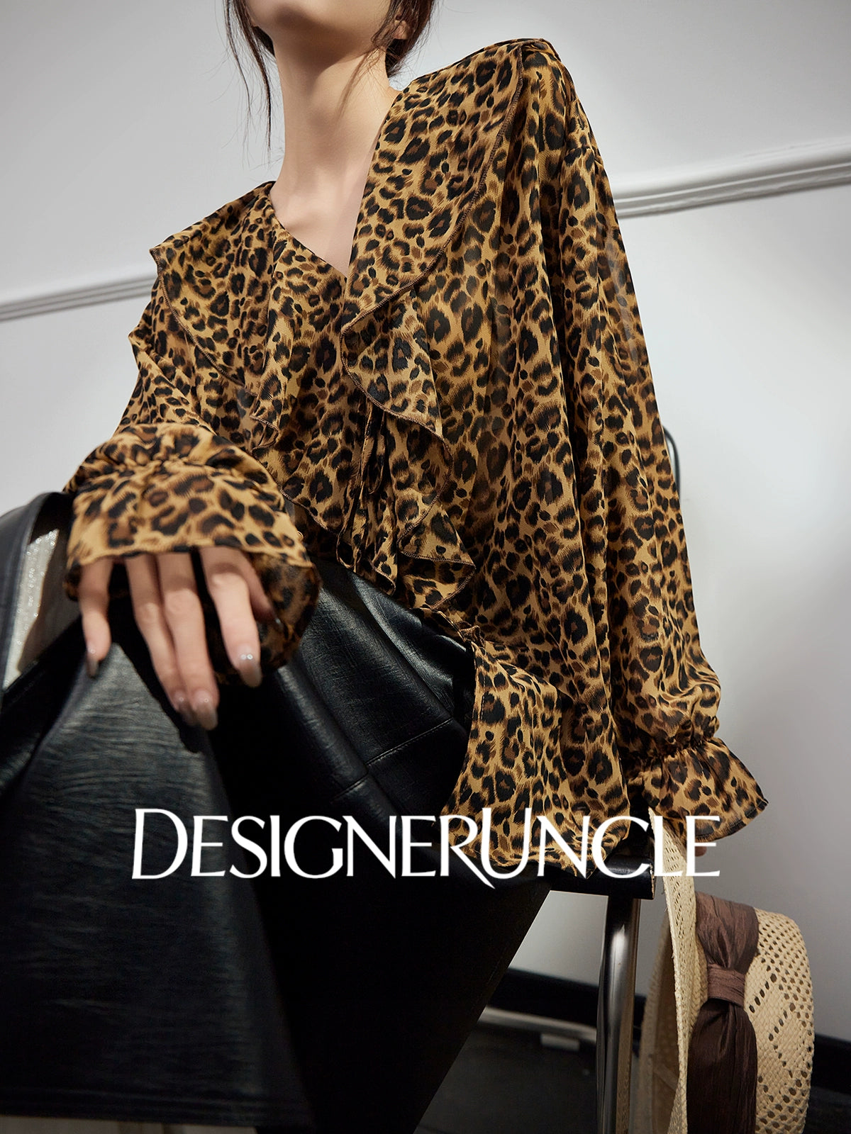 DGU |Leopard print light luxury niche loose retro V-neck design long-sleeved top - GLORY.