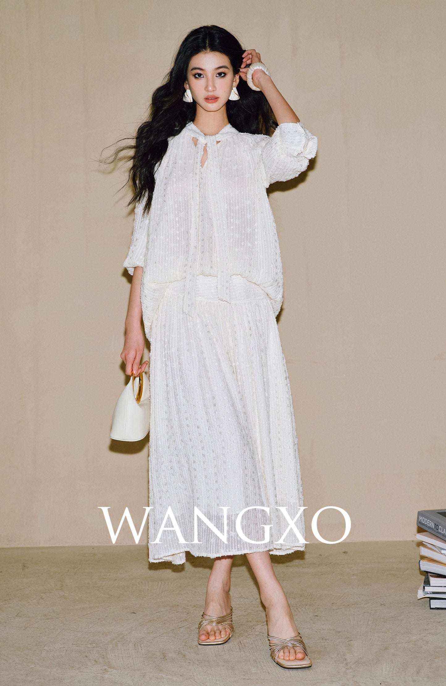 WANGXO | 3D Granular Jacquard Micro-Wrinkle Streamer V-Neck Top & Skirt Set- ADA.
