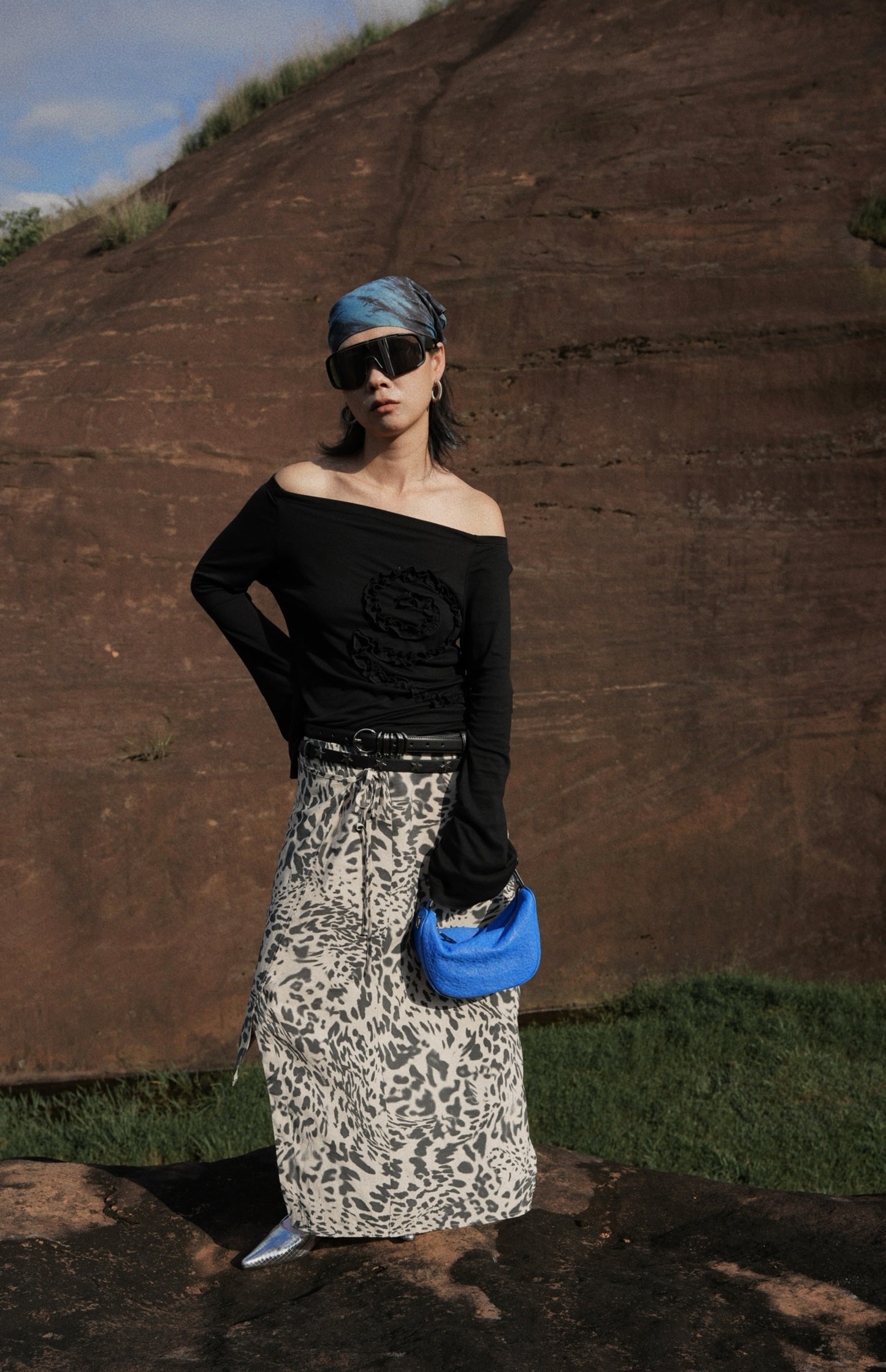 IUBALLET Quantum Gravity Metal Tote Futuristic Crossbody Bag - GUILT.