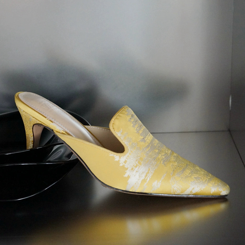 B-FEI Chinese pointed toe embroidered heels- JASON.