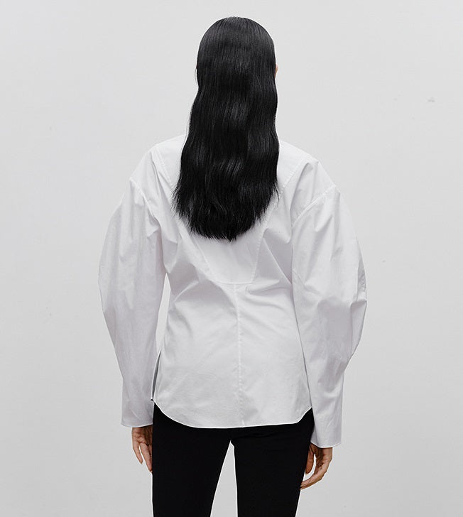 COMME MOI Lu Yan designer's new women's white cotton elastic V-neck commuter shirt - GIFTED.
