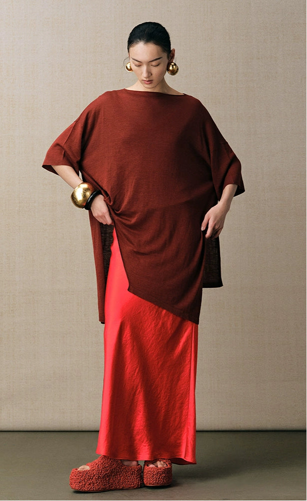 ZHUCHONGYUN one-line collar loose irregular thin top-USHER.