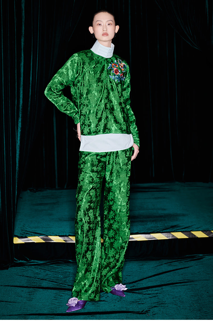 M essential Mackay designer emerald green silk thread embroidered top  pants set- zim.