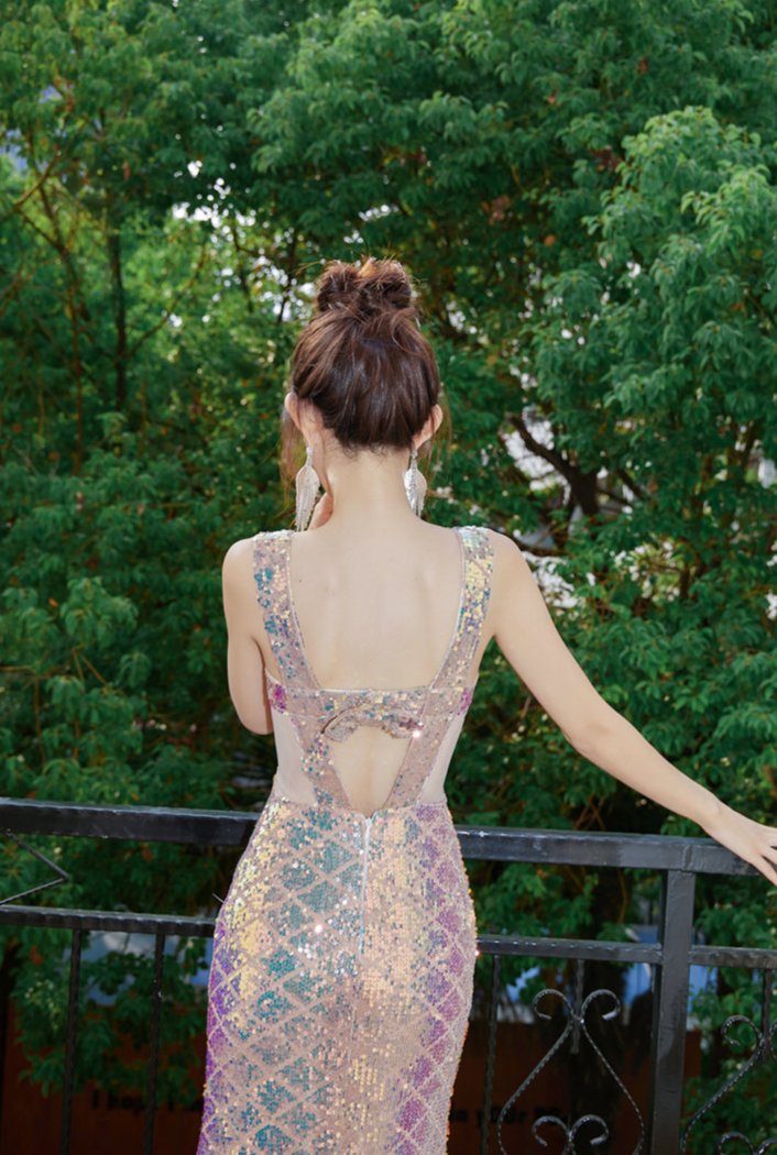 DOLLY Elegant V-Neck Sleeveless High Waist Long Fish Tail Banquet Dress-PHANIE