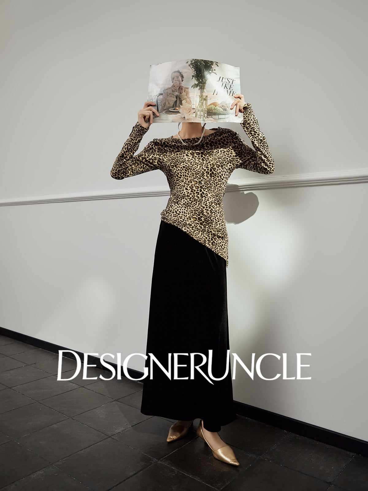 DGU|Twilight Black Velvet High-Waisted Slimming Versatile Commuter French Skirt - Kyla.