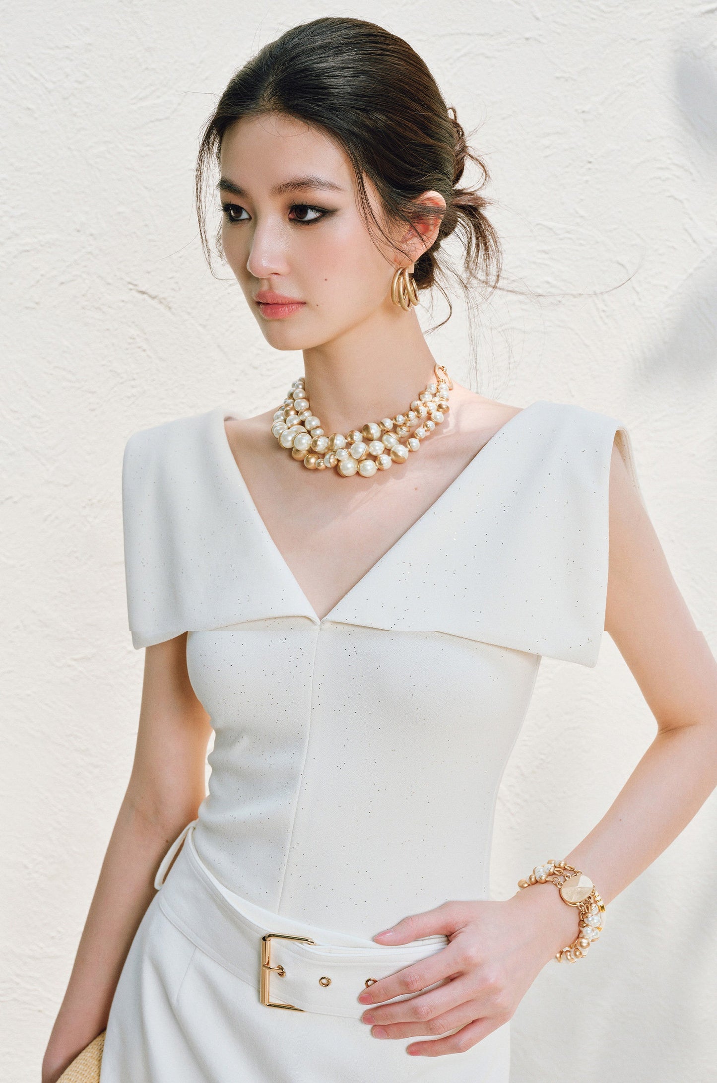 WANGXO | Fine Glitter-Sprinkled Silver High-Elastic Hemp Knit  Layered V-Neck Slim Elegant Top -SANA
