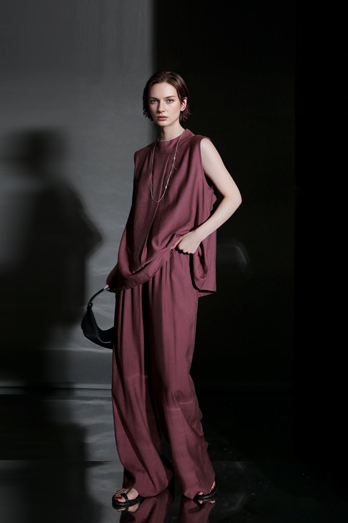 PIAOIN texture linen silk stand up collar sleeveless t-shirt - MADEI