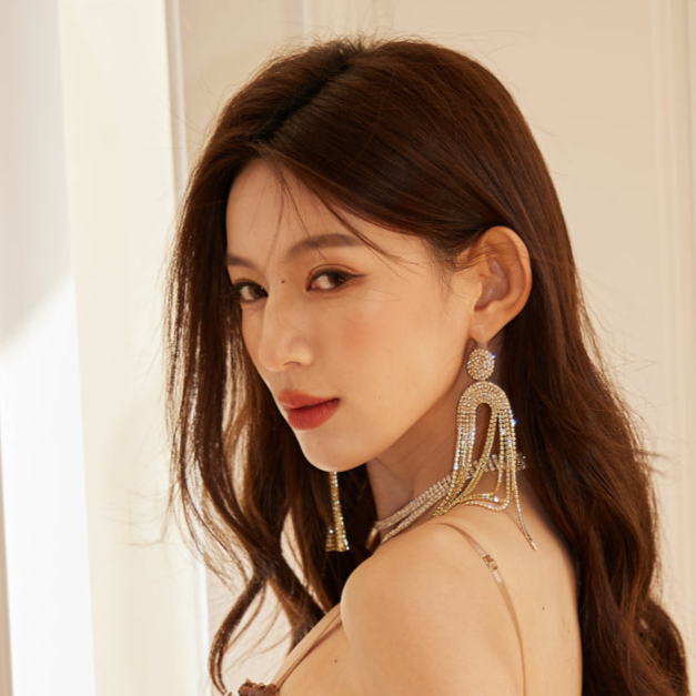 DOLLY Luxury Gold Diamond Chic Tassel Earring-FANNIE