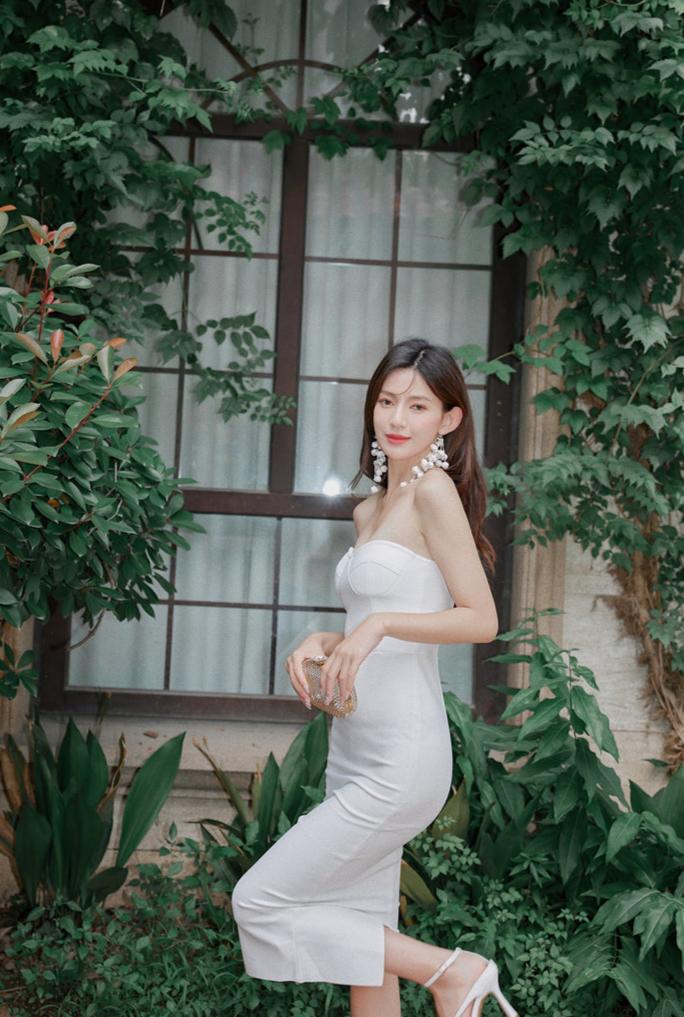 DOLLY Luxury White Simple Off Shoulder Tube Top Slim Fit Hip Hug Banquet Dress-BORA