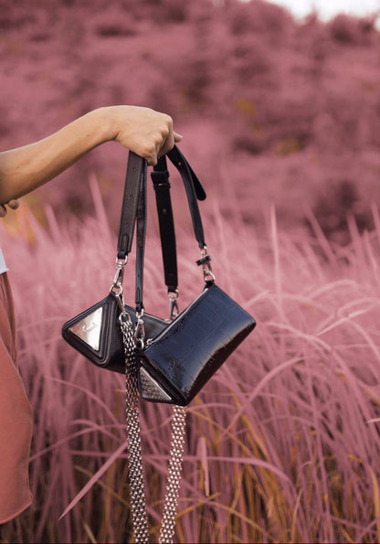 IUBALLET Stylish Leather Triangle Bag - CLOSED.