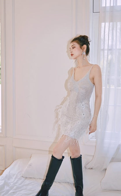 DOLLY Luxury Sliver V-Neck Sleeveless Beaded Sequin Feather Short Dress-JULIA