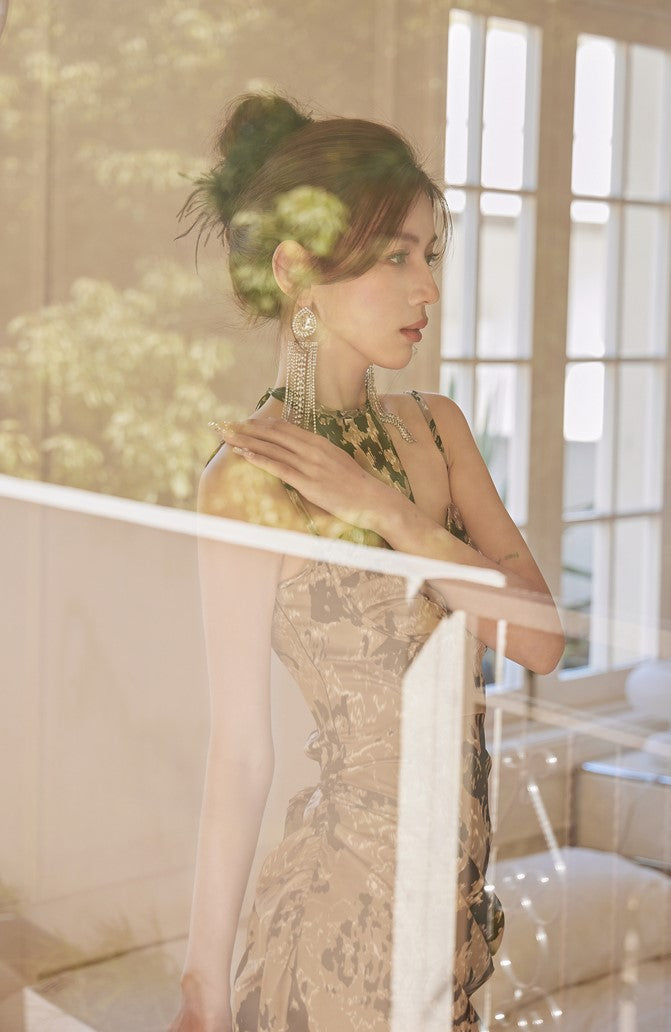 DOLLY Elegant Sleeveless Halter Neck Pleated Slim Fit Long Sexy Birthday Dress-BELLA