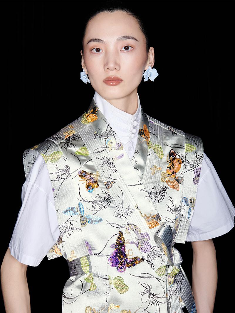 M essential Mackay designer butterfly beaded quilted cottonskirt vest shirt set - toes.