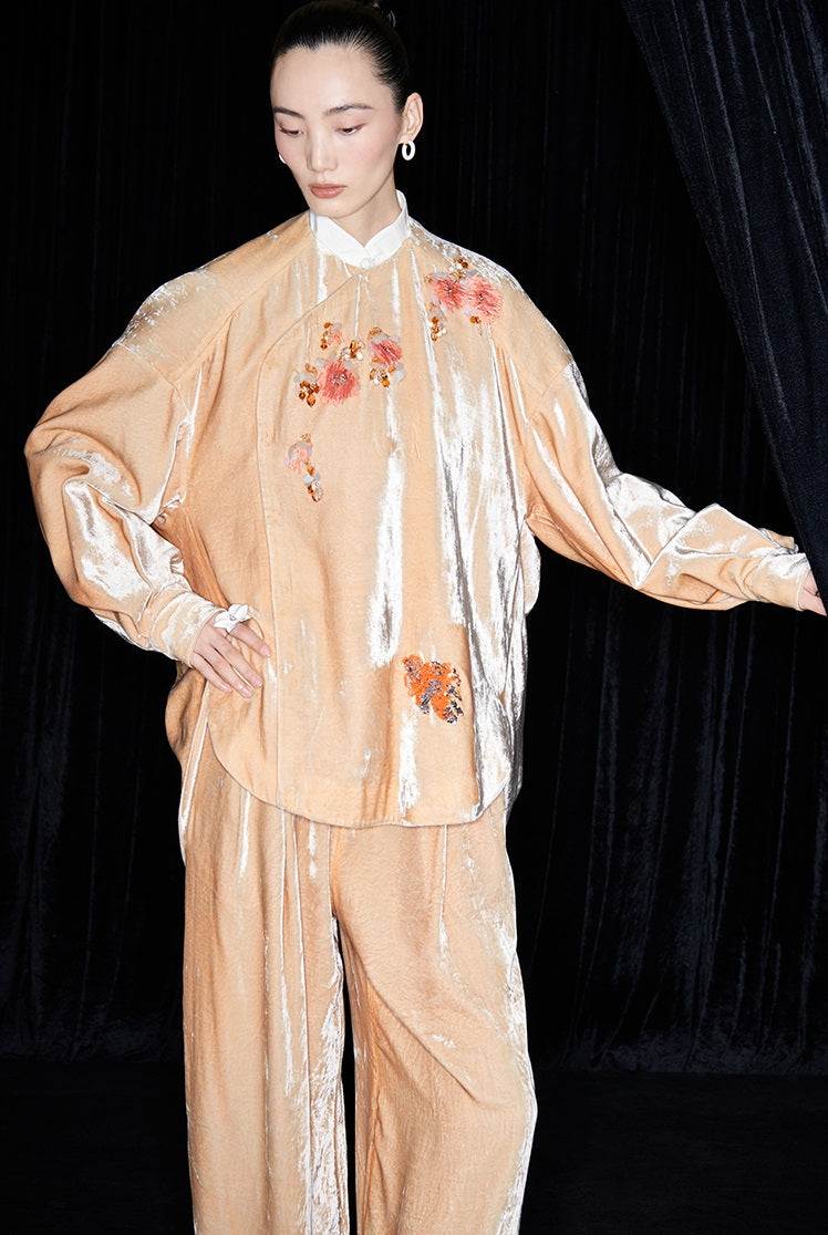 M essential Marquette Rulang velvet dahlia Thai lion goldfish studded bead shirt - BAO.