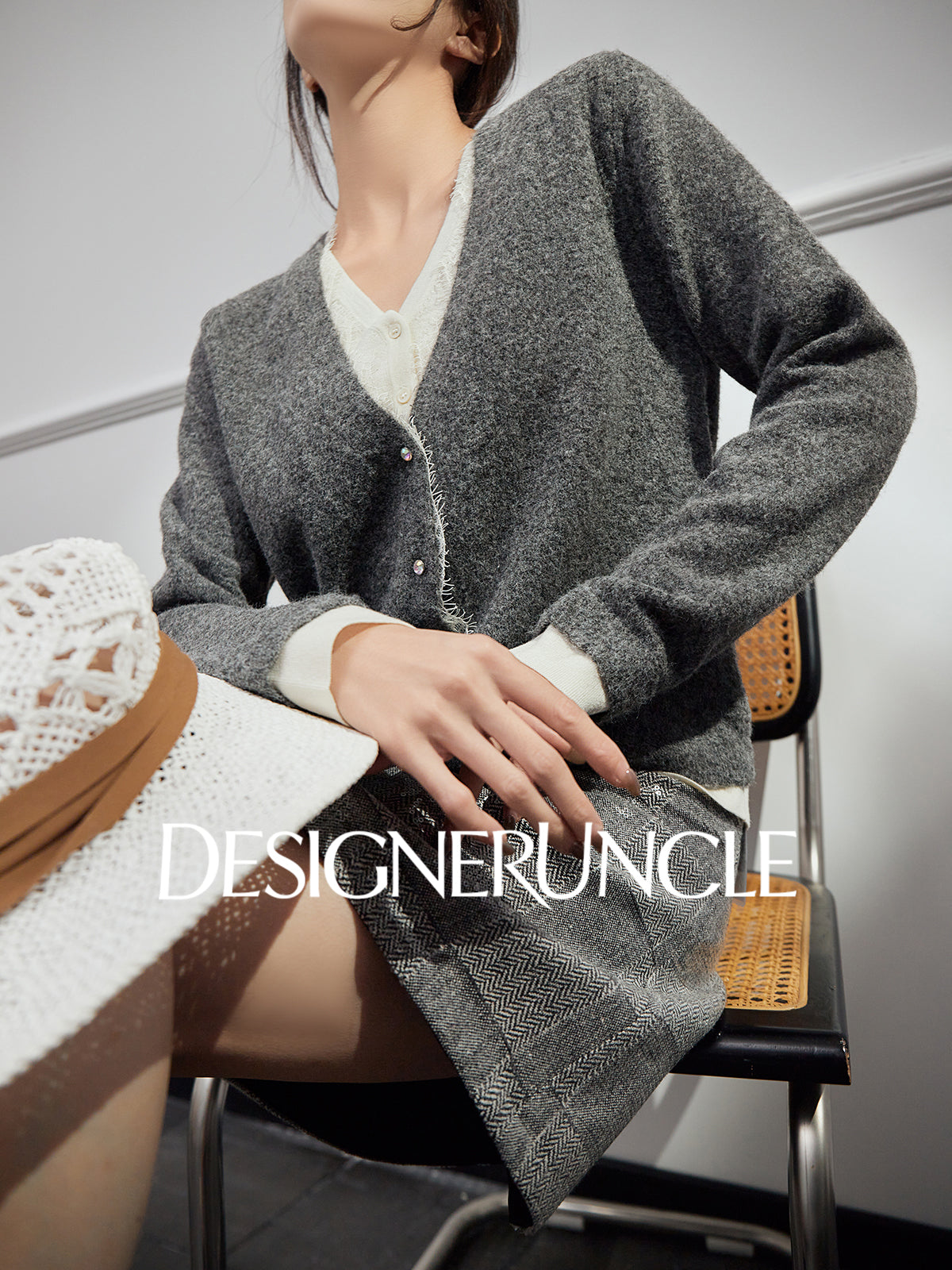 DGU| Gray sweater light luxury niche design V-neck fashion design knitted top - Roberta.