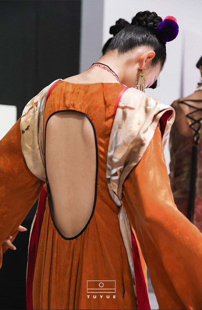 TUYUE Jacquard Streamer Backless Long Sleeve Dress - ADAM.