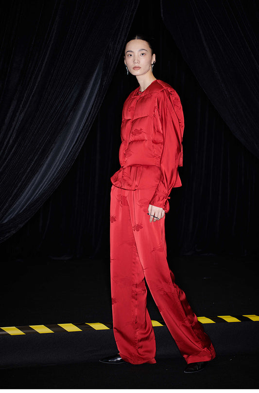 M essential Mackay designer brand Spike jacquard cropped down vest - tem.