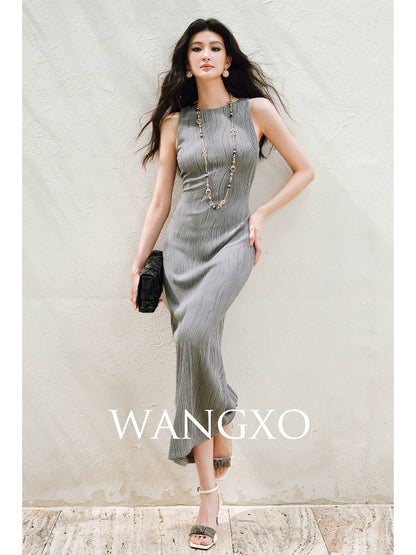 WANGXO | Textured 4D Stretch Knit Water Wave Weave Boat Neck Slim Fit Sleeveless Dress with Sculpted Flow -RÉMI