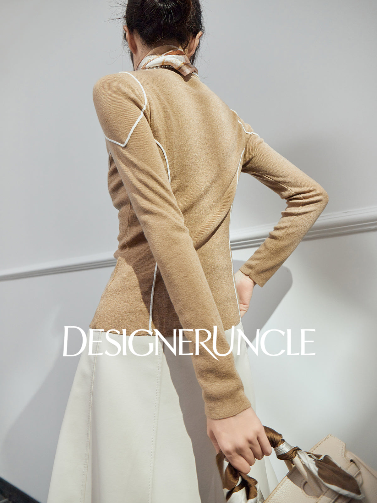 DGU| Camel sweater contrasting design light luxury niche inner with a slim knitted top - Stephanie.