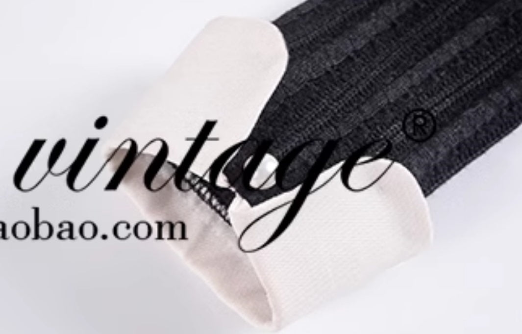 Le Palais Vintage Elegant Black and White Round Neck Cardigan High Waist Pencil Office Skirt-Ivy