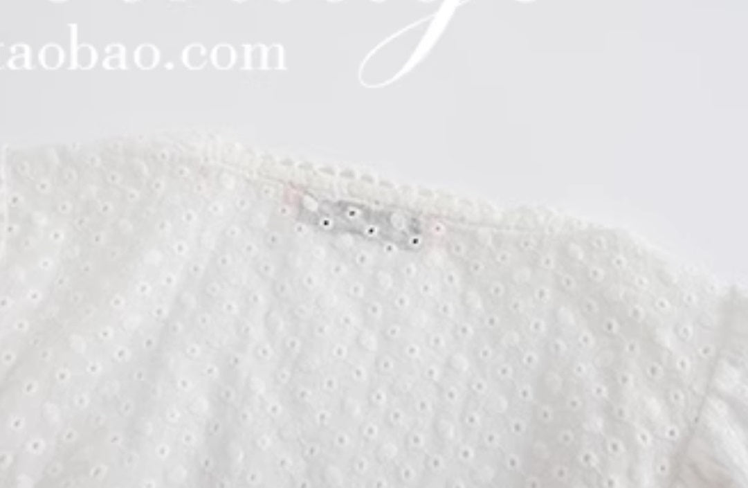 Le Palais Vintage embroidery cotton wrap short top + high-waisted bud skirt-TEE