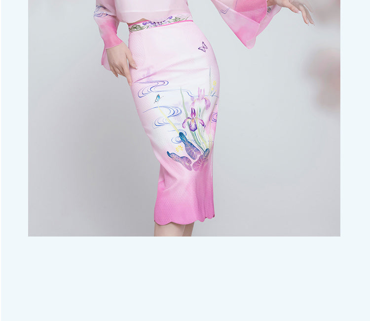 Magic Q iris print cutout stand up collar shirt high-waisted petal-trimmed skirt -Iris