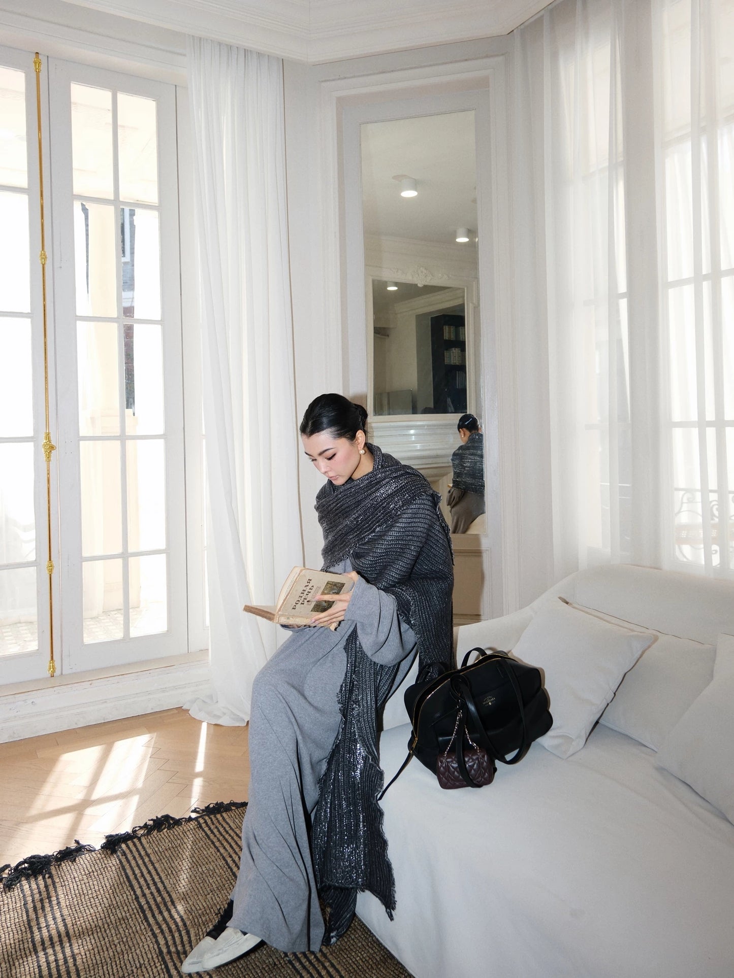 MEI SANGUAN 100% wool gray gilt shawl - RYAN