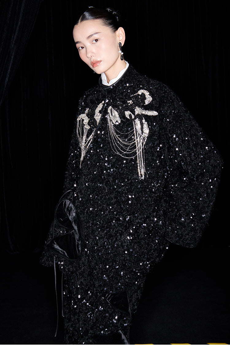 M essential Mackay designer three-dimensional silver orchid catenary beaded jacket - sill.