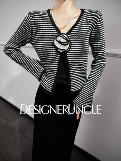 DGU "Lanxi" black knitted sweater striped French retro slimming top - IMOGEN.