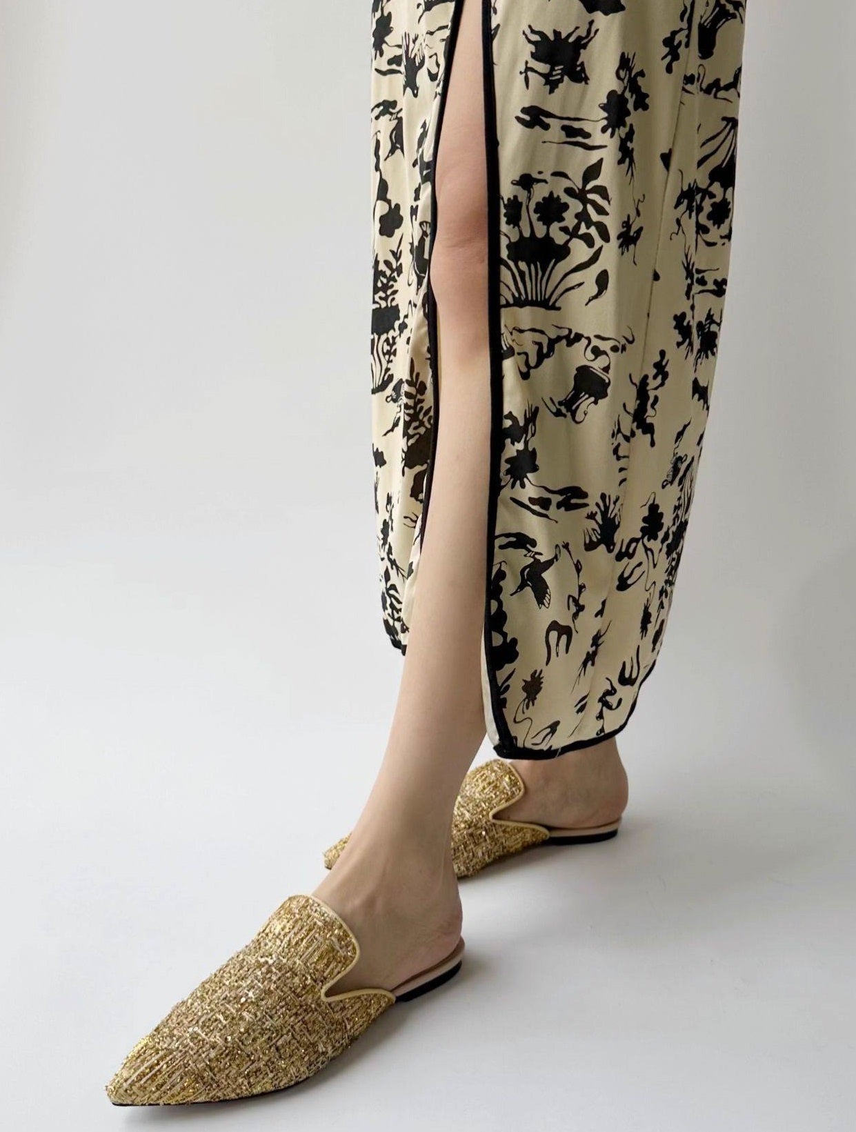 B-FEI Special Glitter Elegant Vintage Pointed Toe Mules-LESLY.
