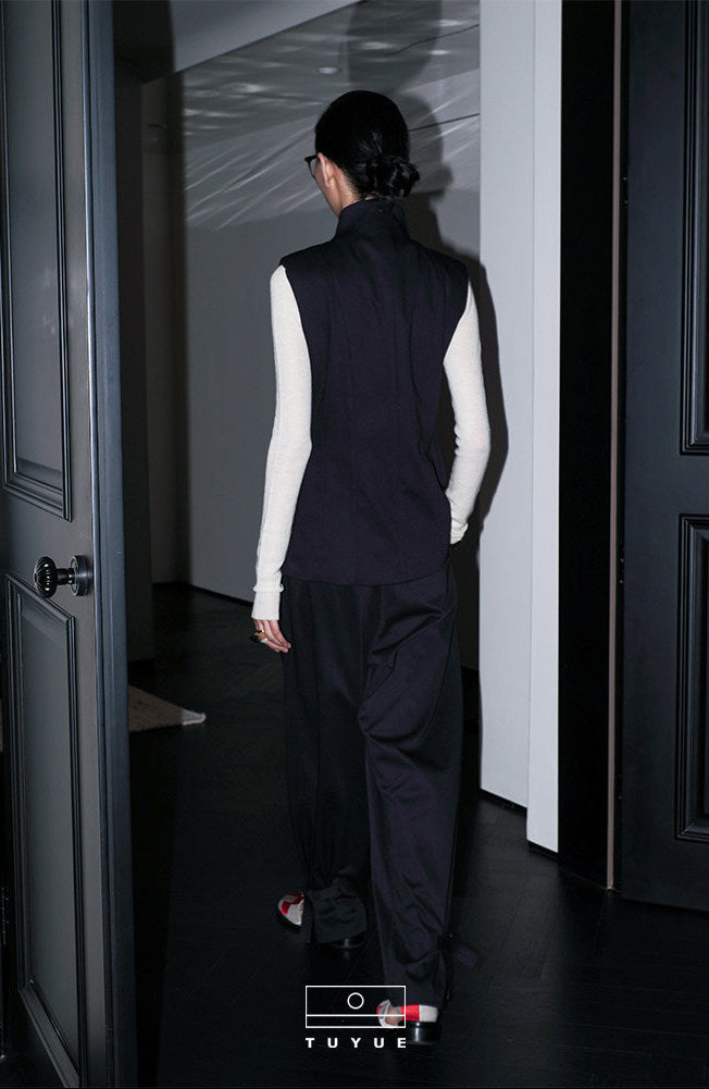 TUYUE stand-up collar and shoulders slim fit casual vest- TRACIE.