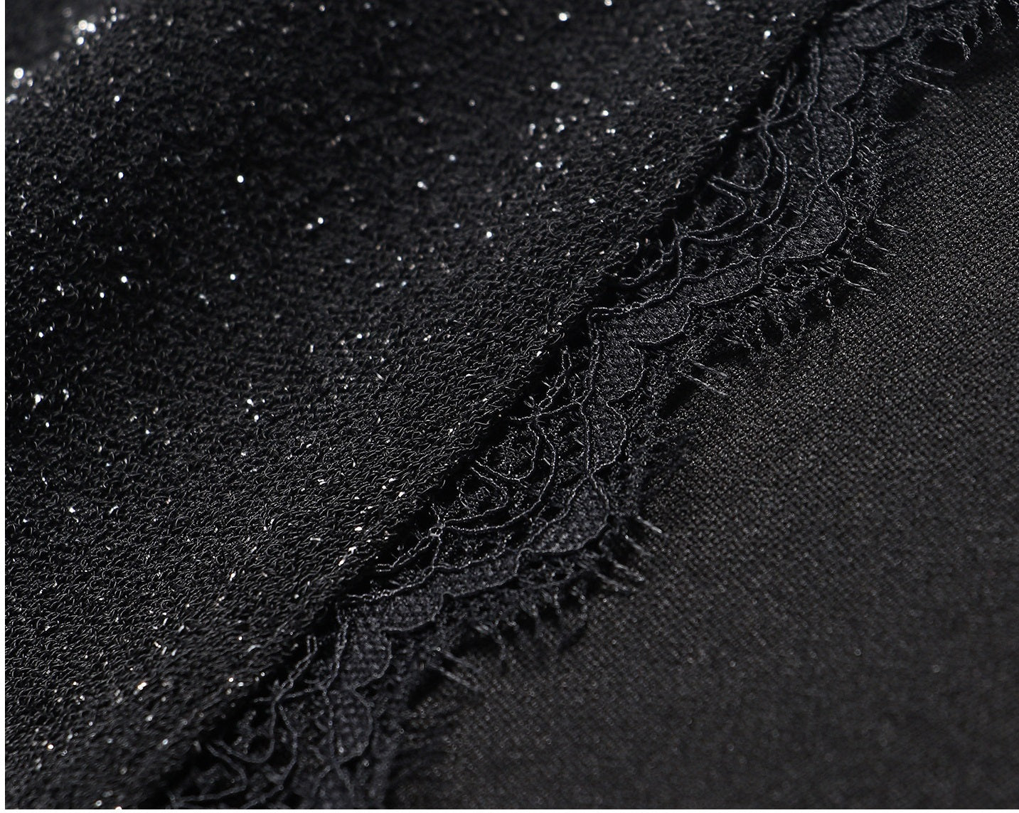 WANGXO | Sparkling Silk High-Density Knit Hand-Shaped Lace Detail V-Neck Slim Fit Top -NOYA