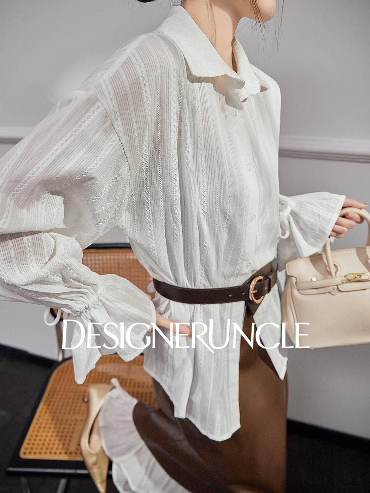 DGU "Hibiscus" white new design loose commuting versatile slimming top - ARCANE.