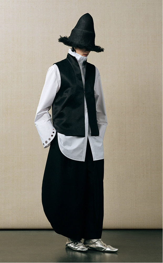 ZHUCHONGYUN  stand-up collar placket sleeveless straight vest-BIEBER.