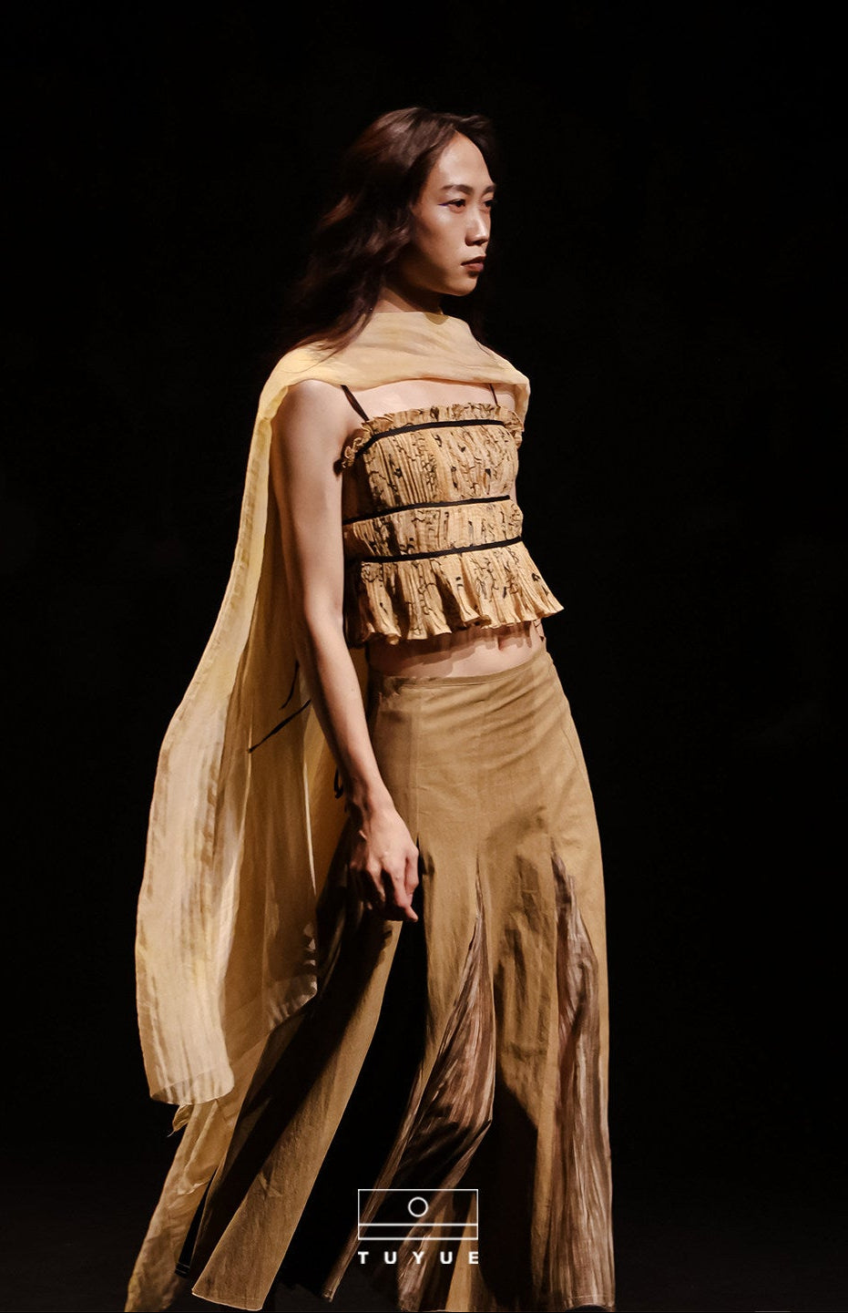 TUYUE Brown Textured Multi-Cut A-Line Midi Skirt - HARRY.